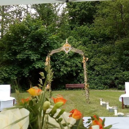 Hotel Odra ออสตราวิเซ ภายนอก รูปภาพ